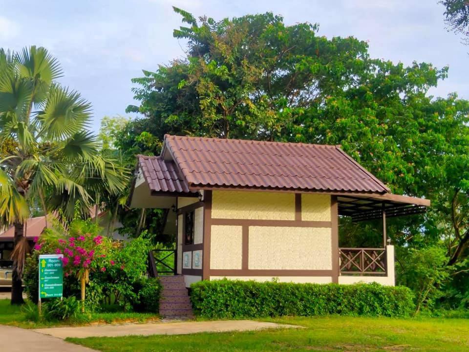 Rs Phong Riverside Resort Khon Kaen Exterior foto